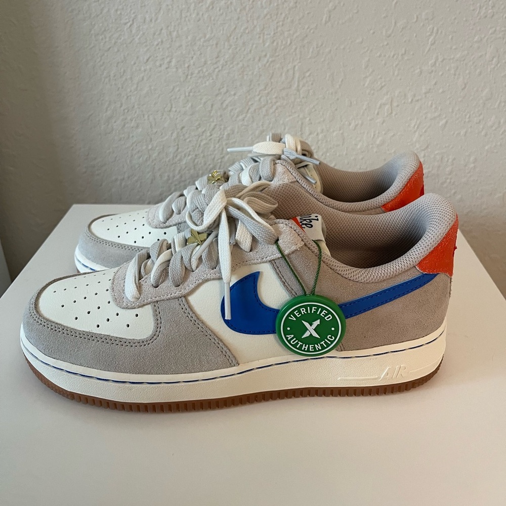 NEW Nike Air Force Size 9 (W)